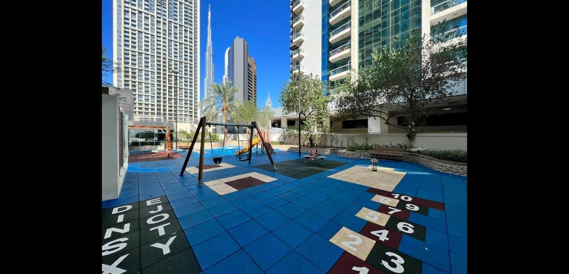 Luxury Studio At Downtown! Full Burj Khalifa View! Burj Views L Dubai United Arab Emirates